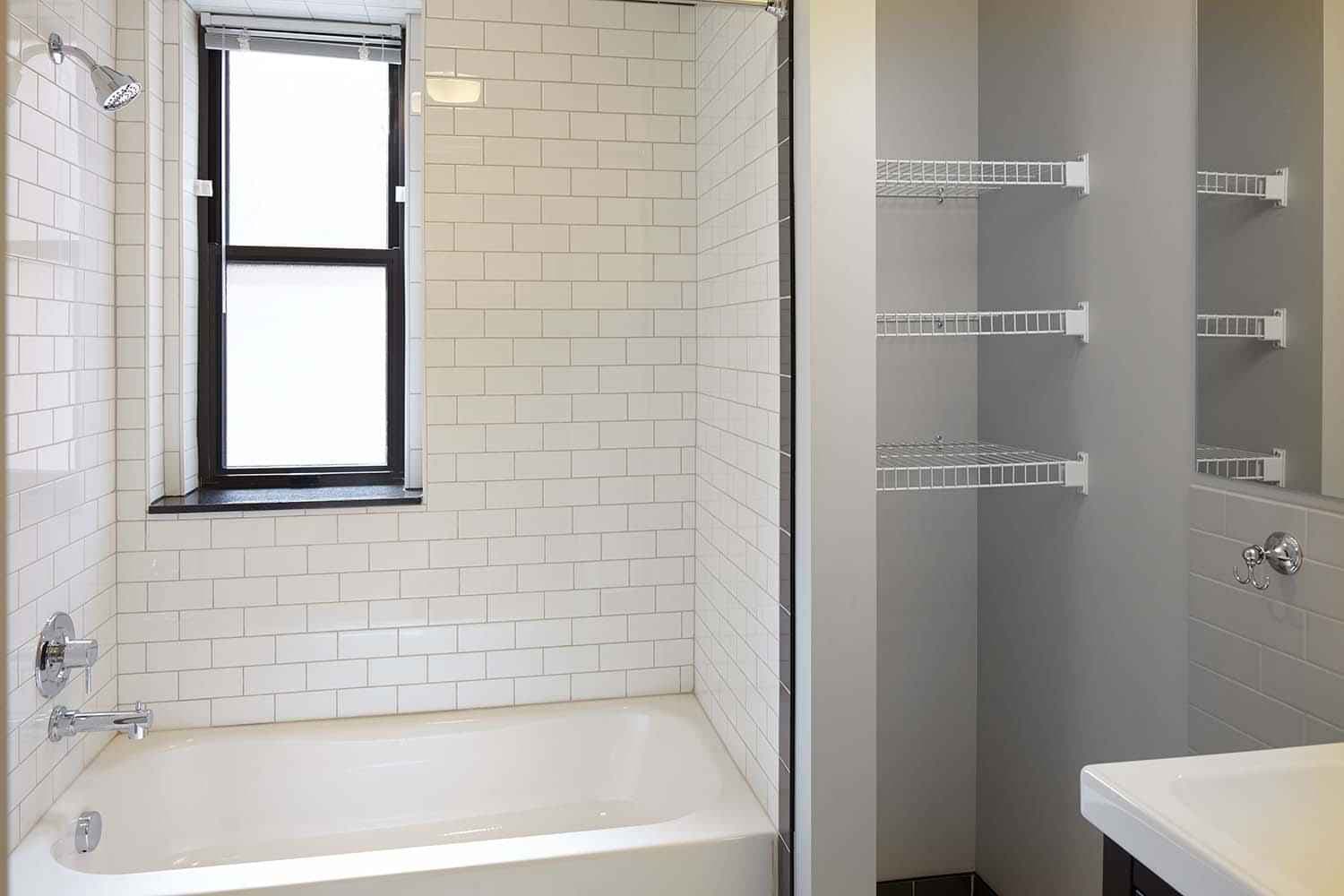 2 Bed 2 Bath - Image 1