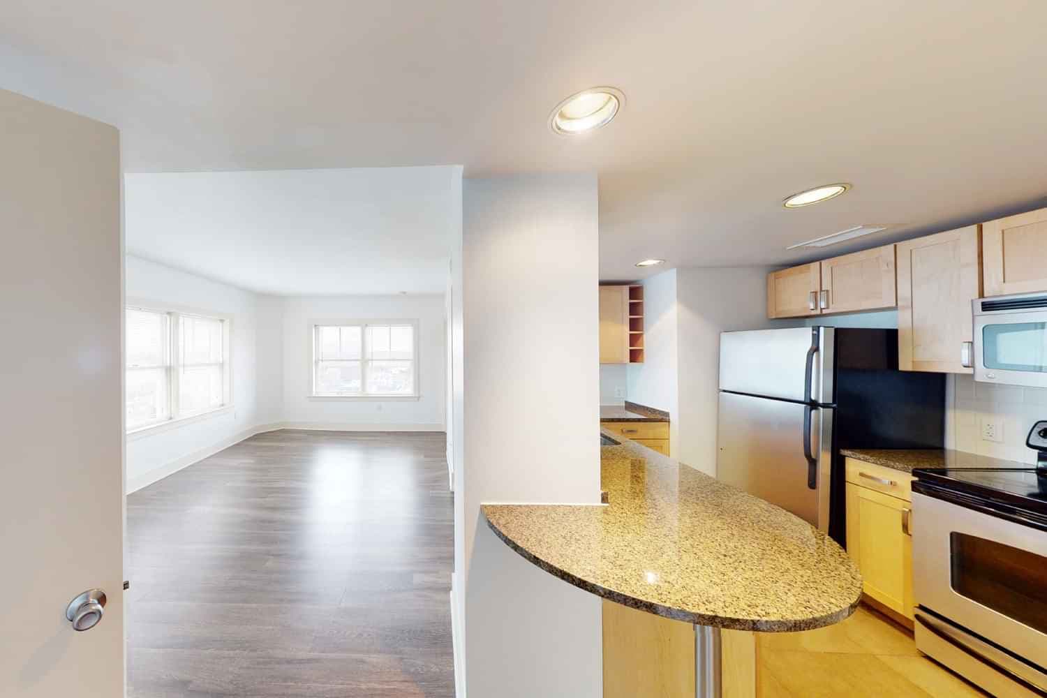 2 Bed 1 Bath - Image 6