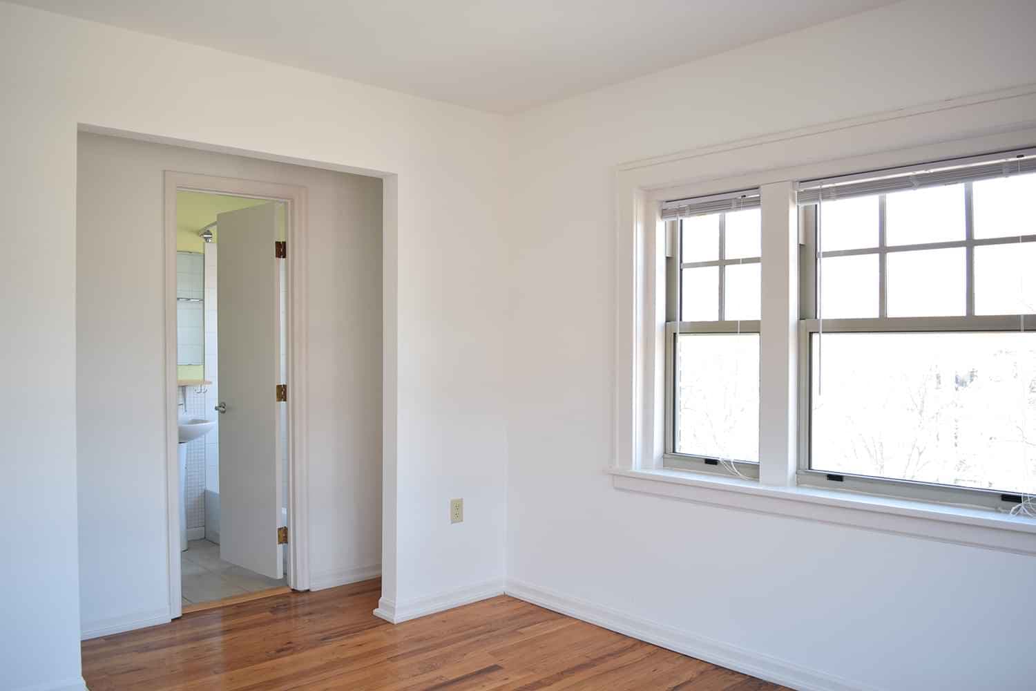 1 Bedroom 1 Bathroom - Image 3