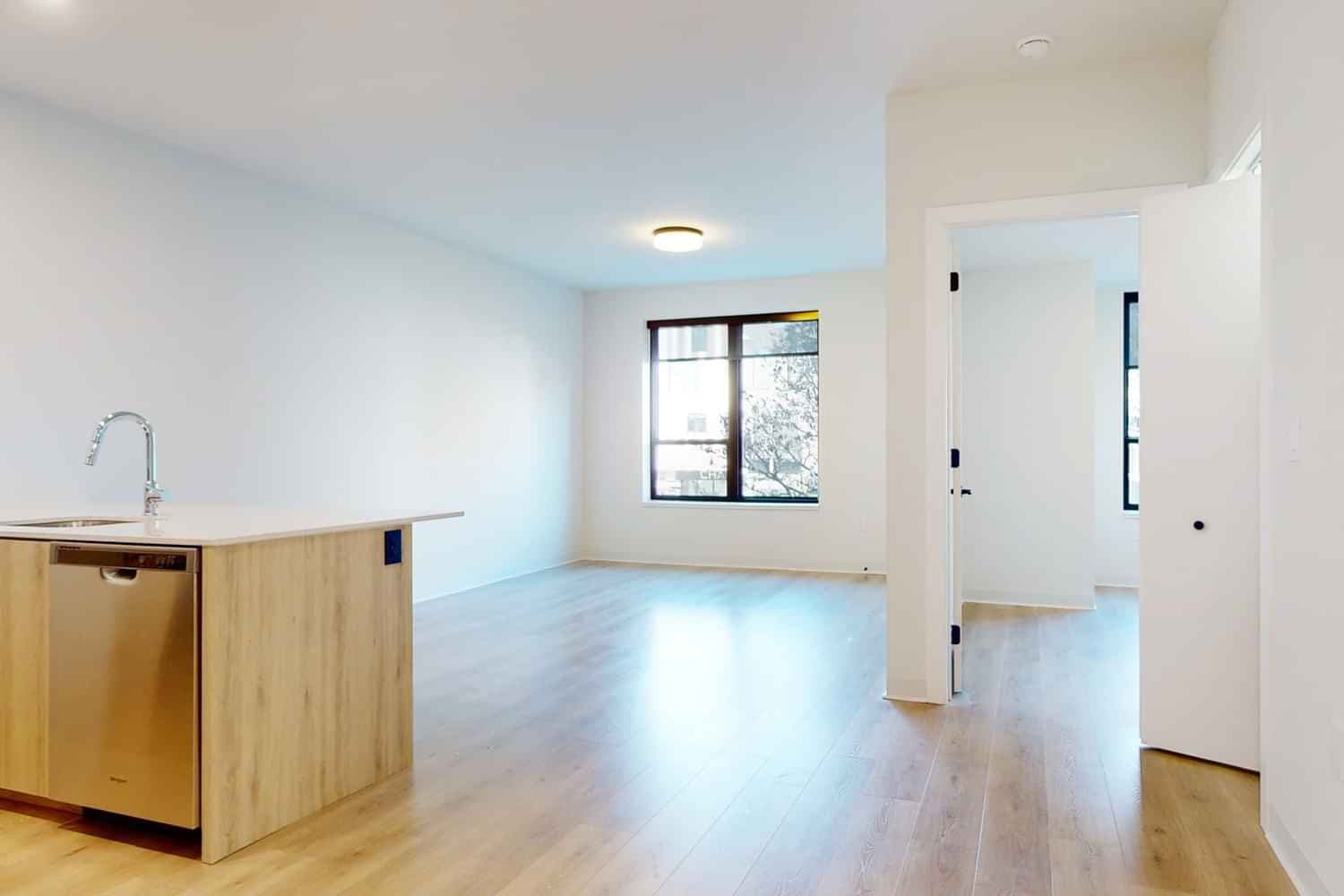 1 Bed 1 Bath - Image 13