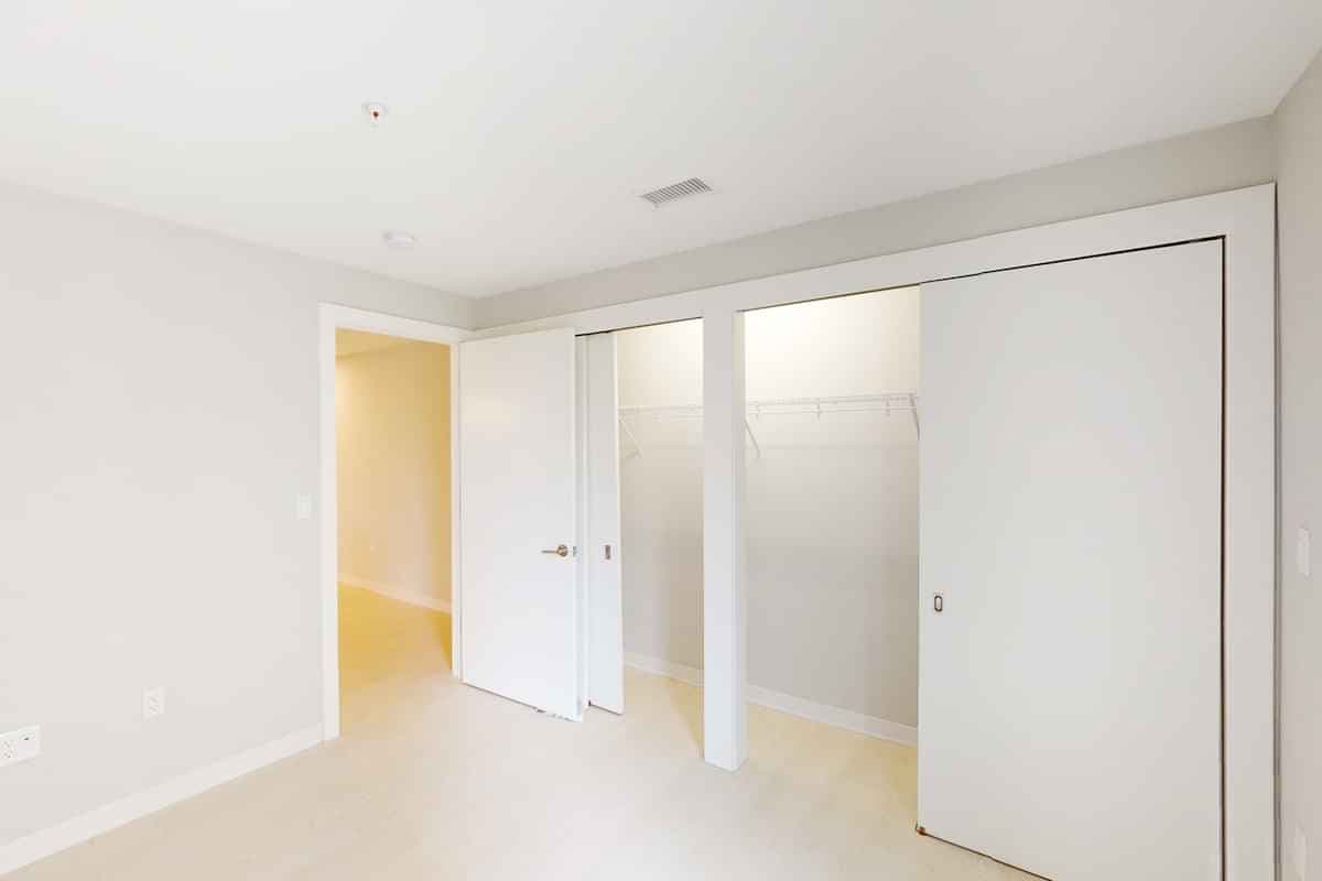 2 Bed 2 Bath - Image 5