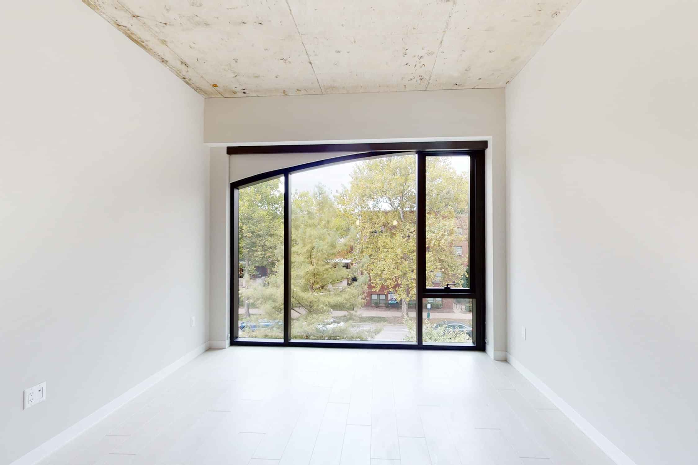 2 Bed 1 Bath - Image 8