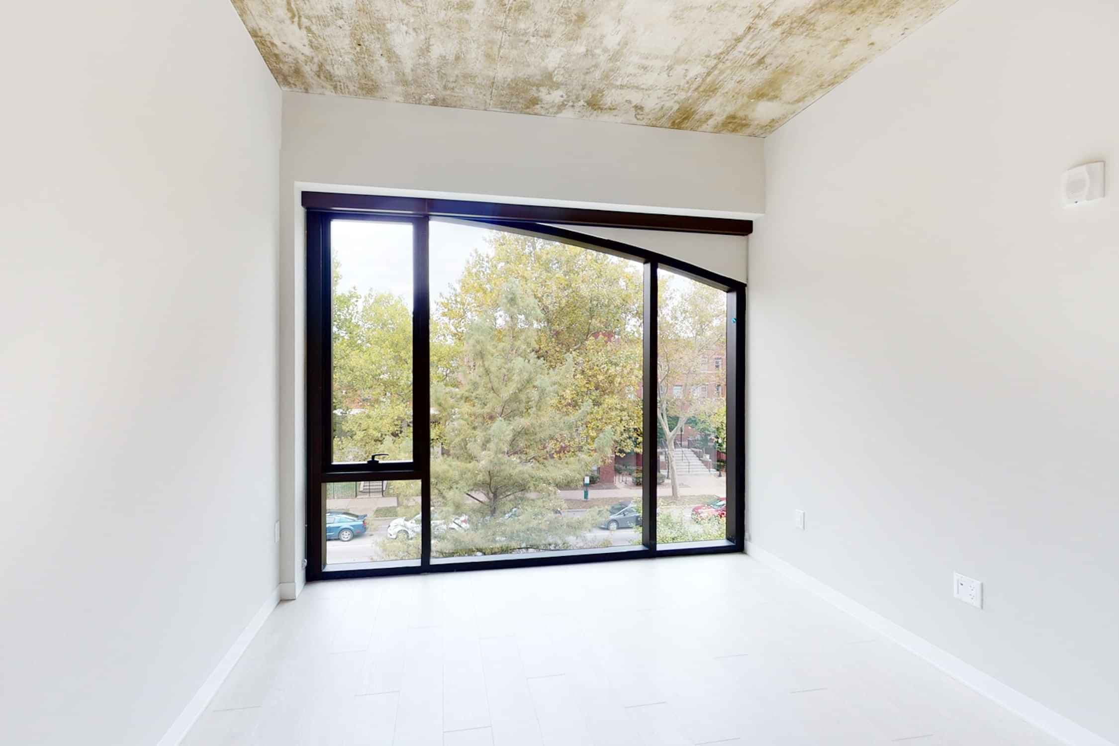 2 Bed 1 Bath - Image 5