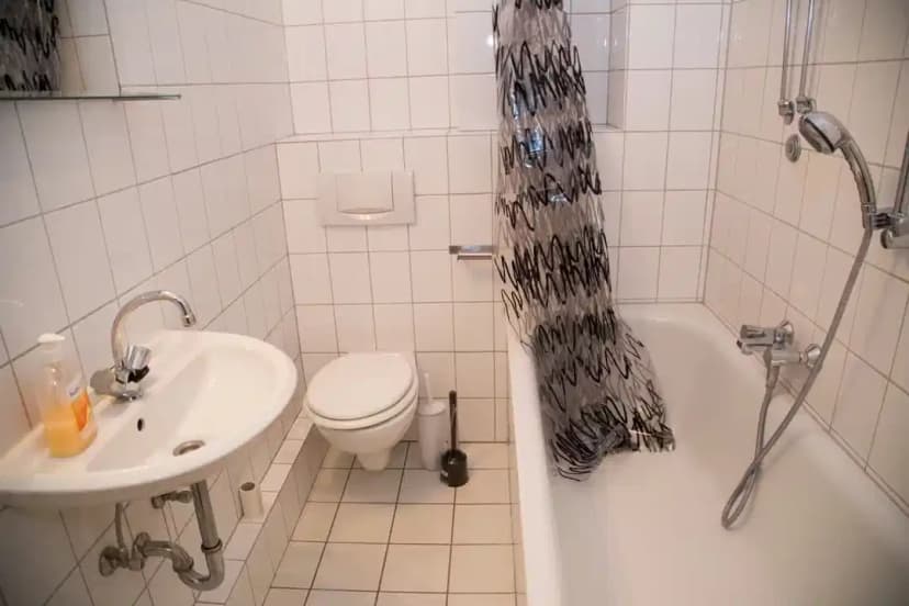 Private Room (15 Sqm) - Image 3
