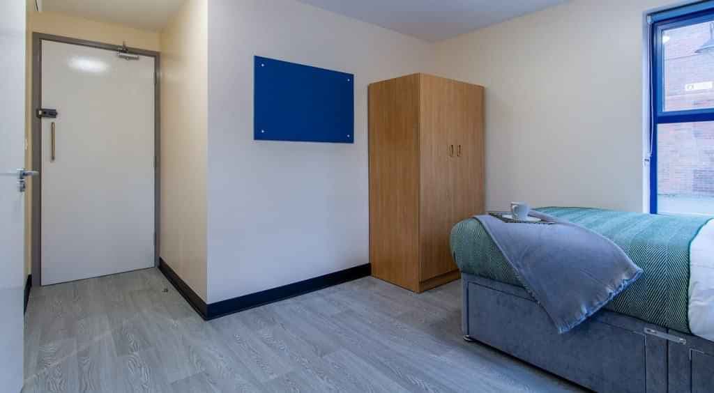 Silver Studio - Image 6