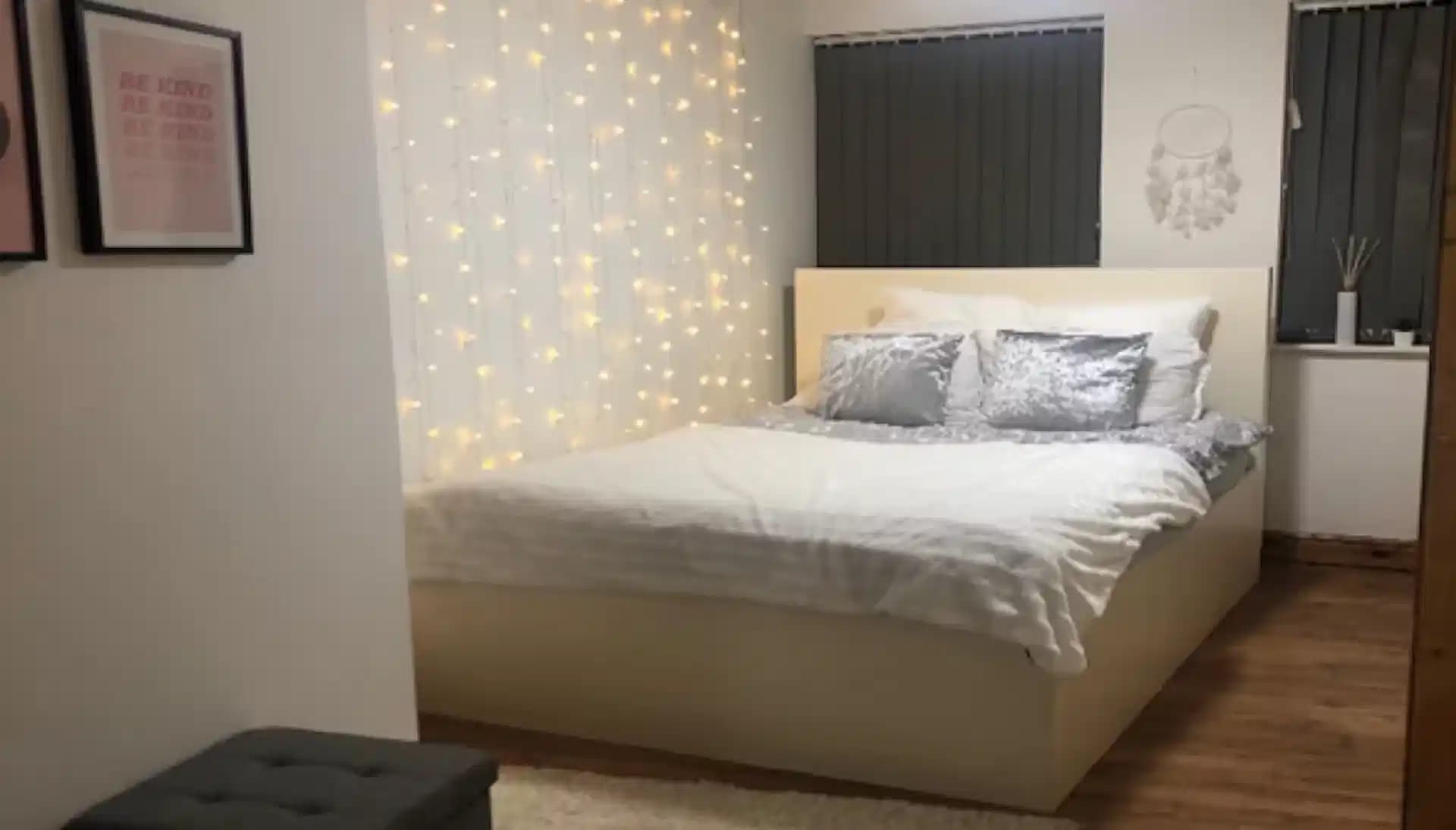 1 Bed Penthouse Apartment - Image 1