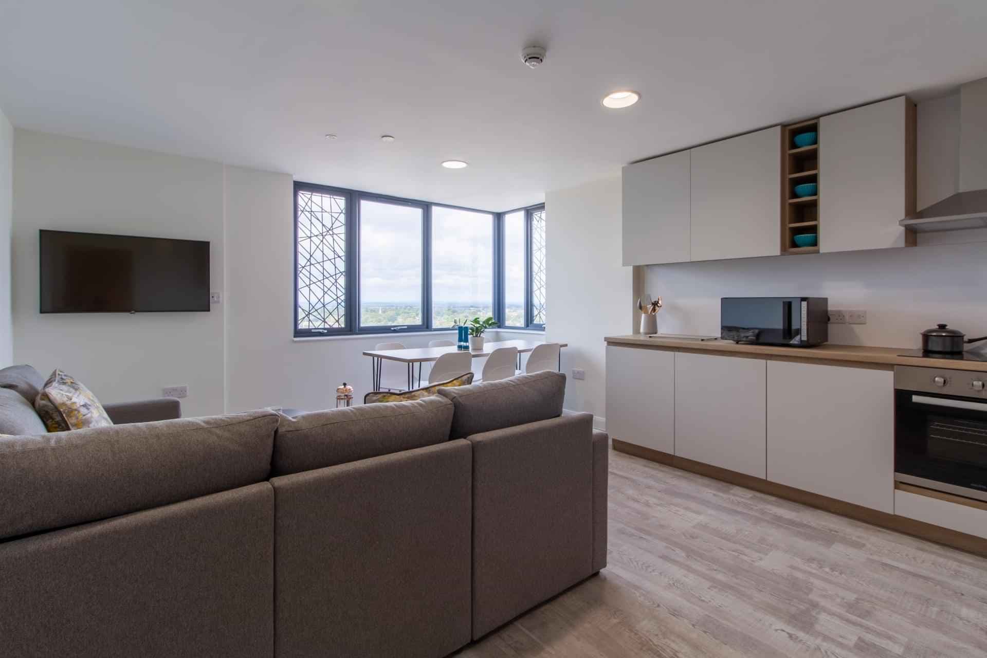 Standard Plus En Suite - Image 2