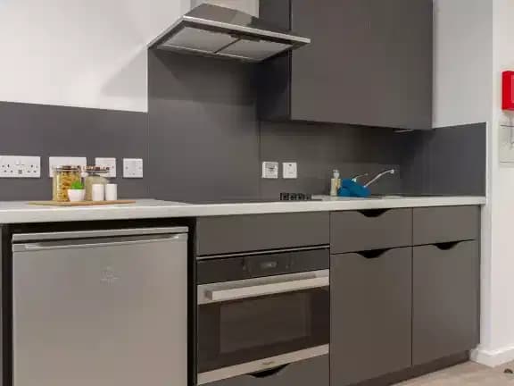 Platinum Studio - Image 3