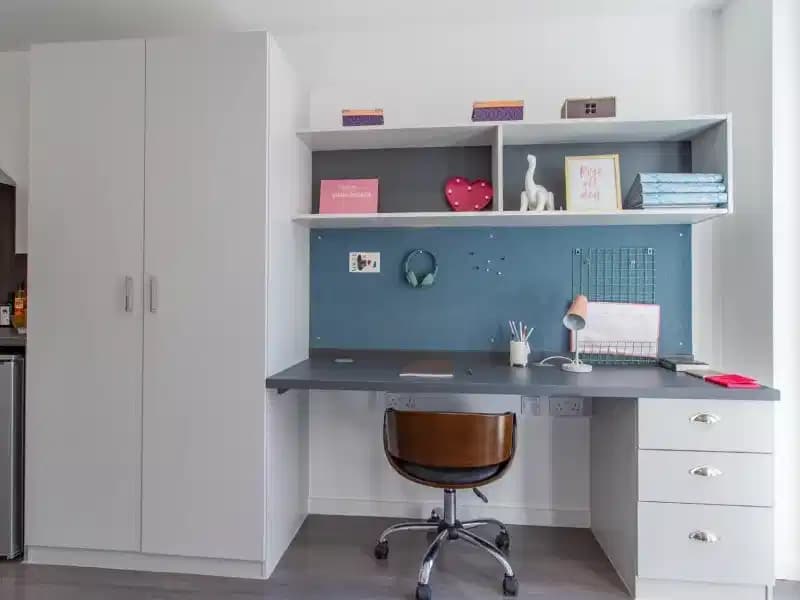 Bronze Studio - Image 3