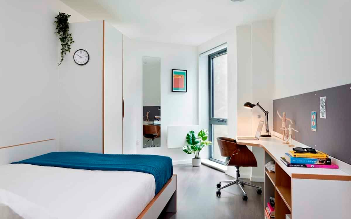 One-Bed Premium Apartment  - Image 1