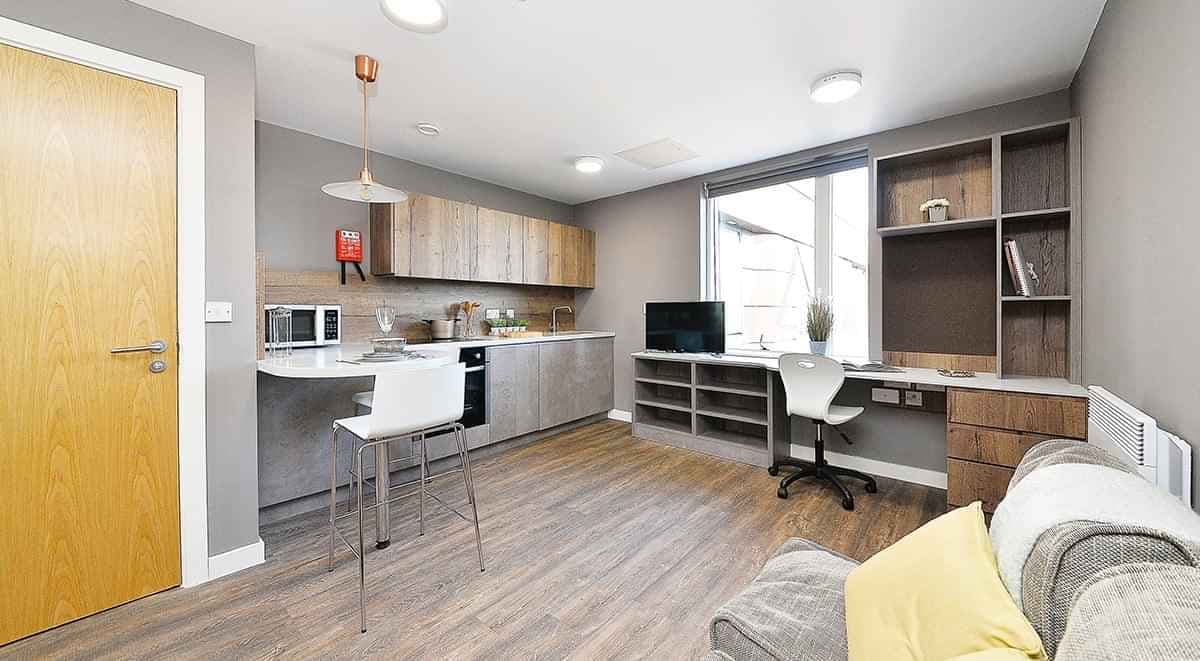 Premium Studio - Image 2