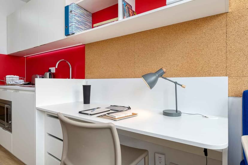 Premium Studio - Image 5