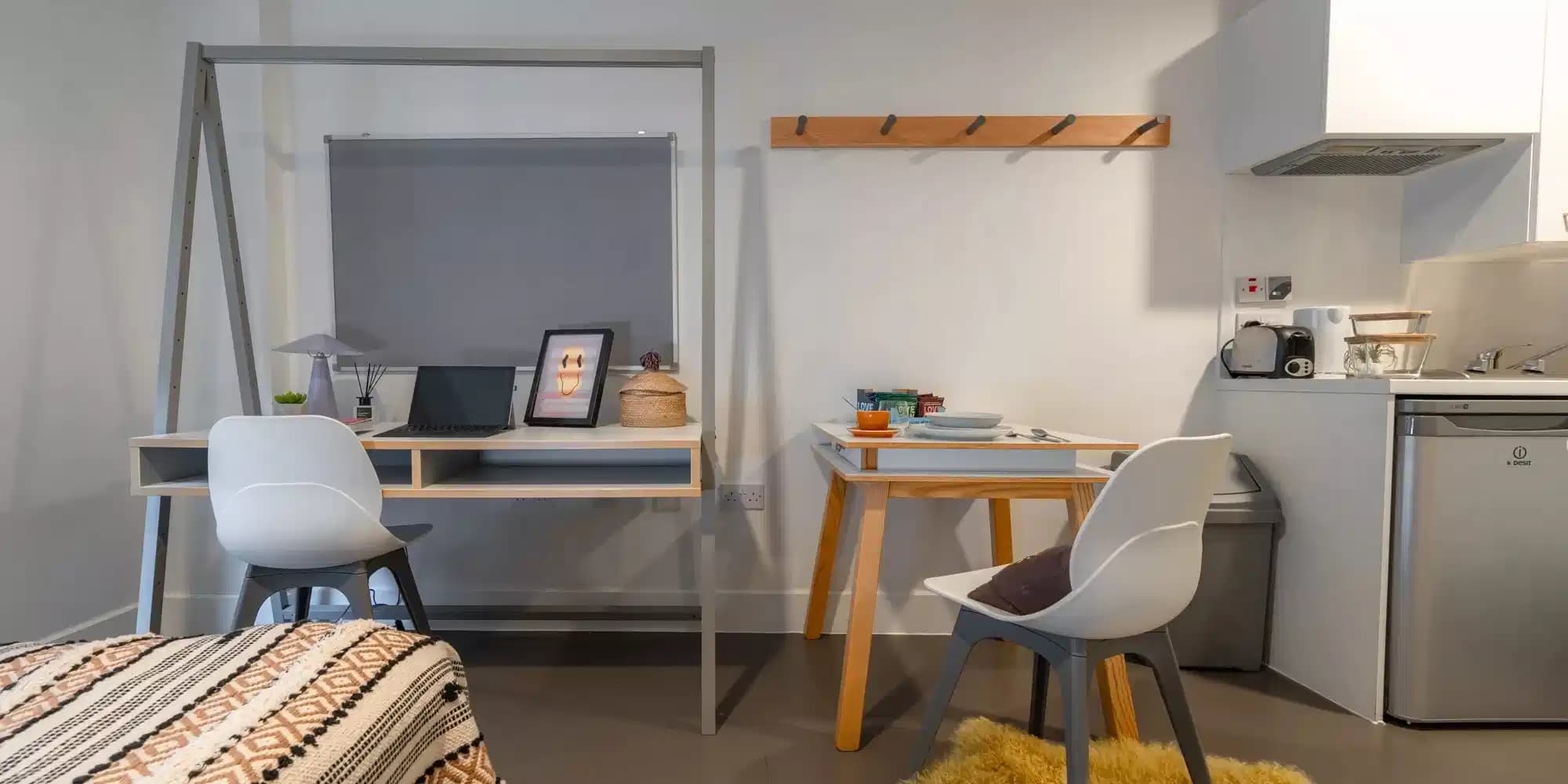 Gold Studio Mid - Image 6