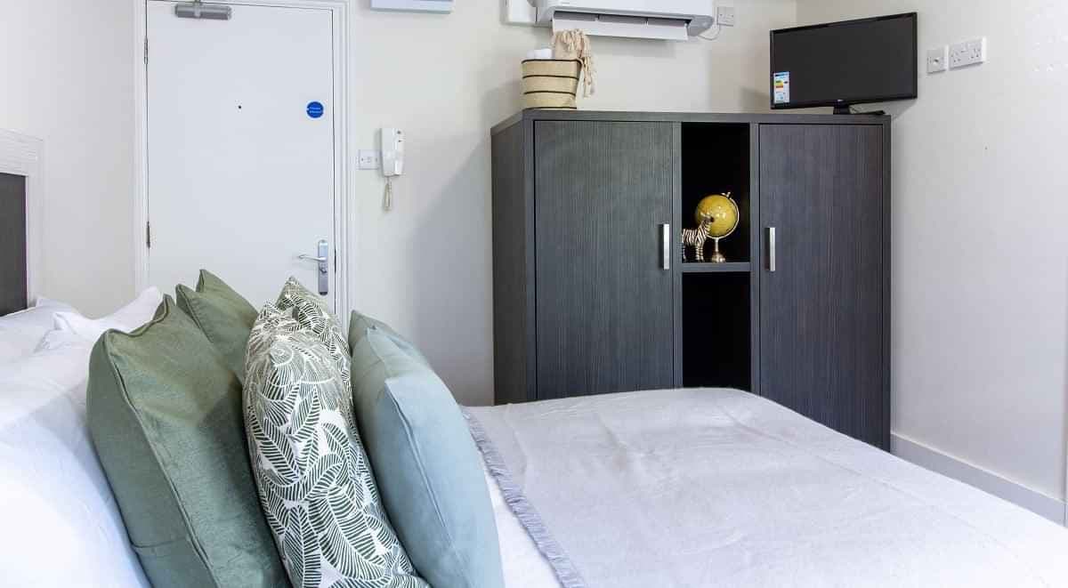 Silver Studio - Image 5