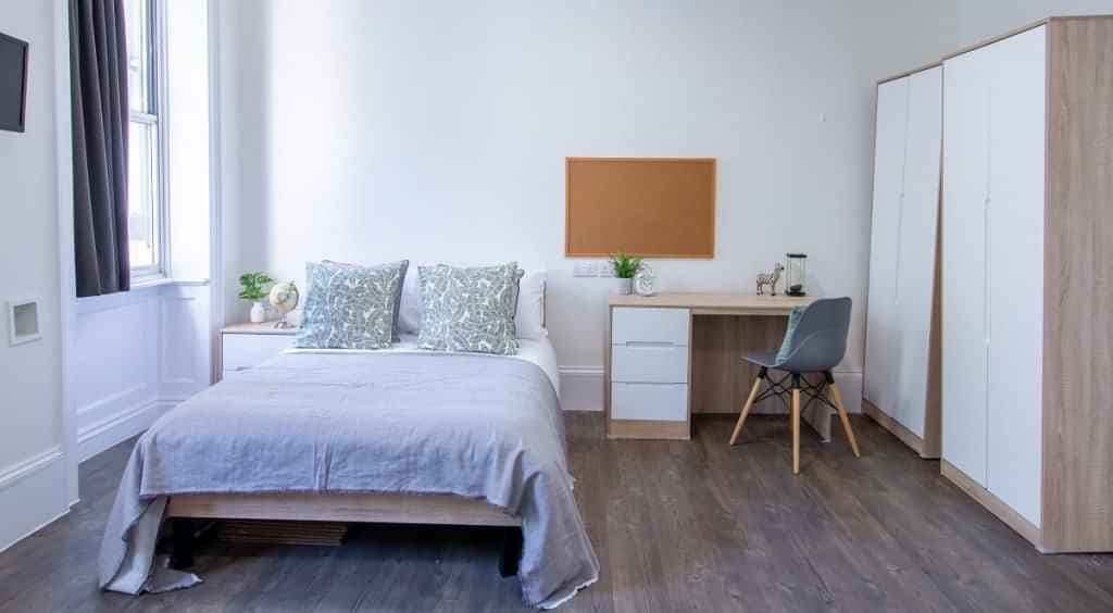 Gold Plus Twin Studio - Image 1