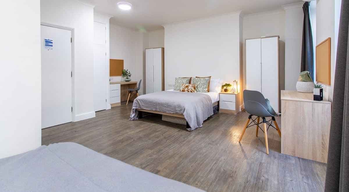 Platinum Twin Apartment - Image 5