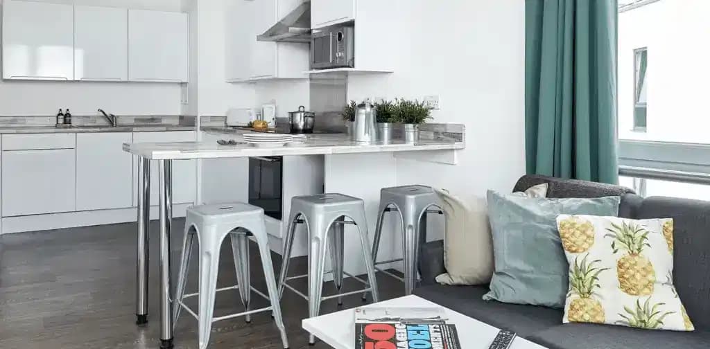 Standard En-Suite - Image 3