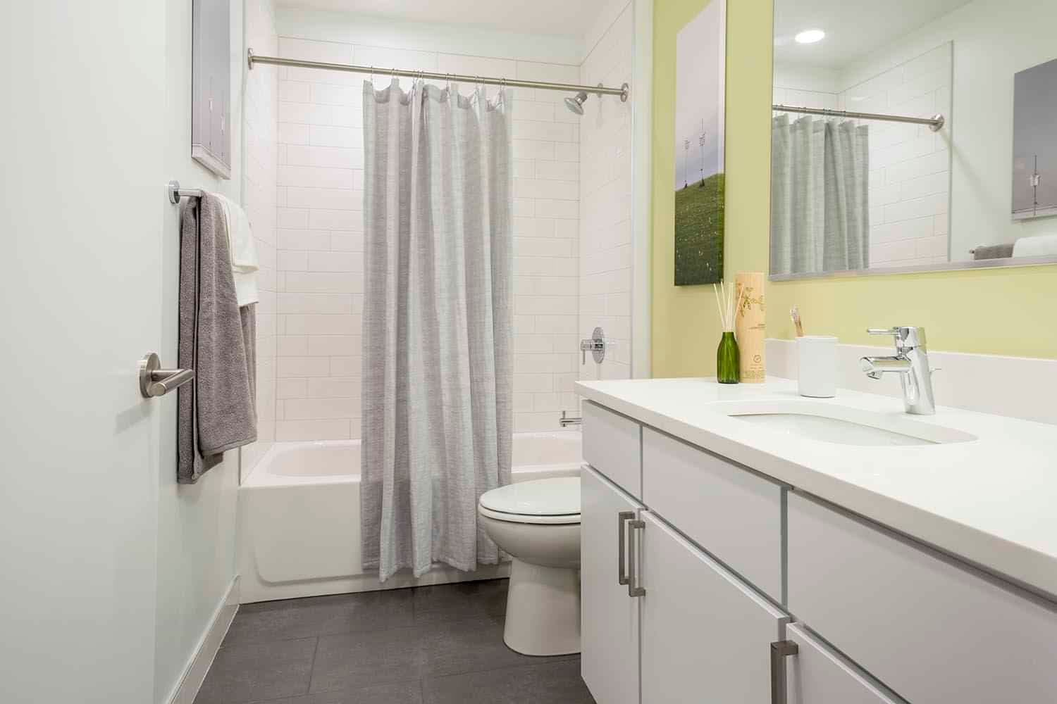 2 Bedroom 1 Bathroom - Image 14