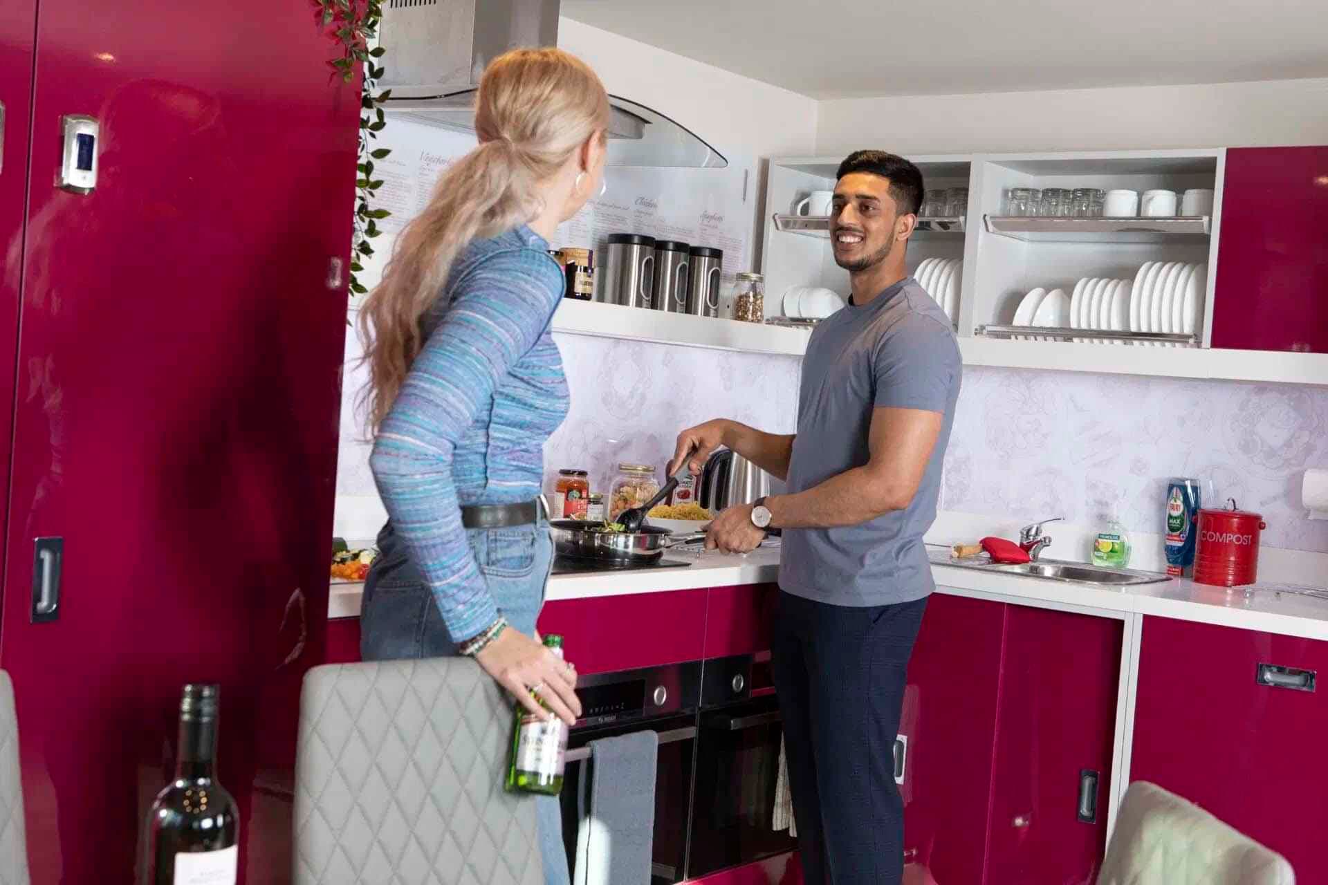 Platinum Plus En-suite Serviced Apartment - Image 1