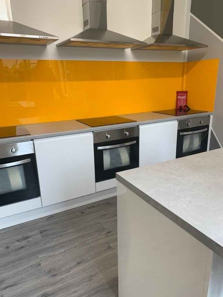 Classic En-Suite - Image 4