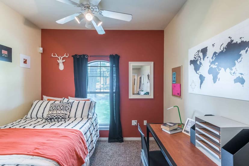 1 Bed 1 Bath - Image 1