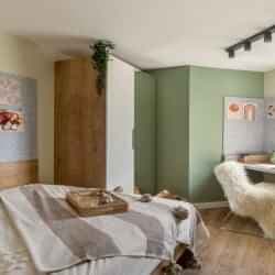 Large Ensuite - Image 1