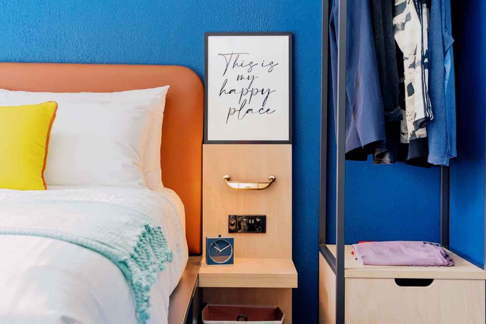 Studio Deluxe - Image 7