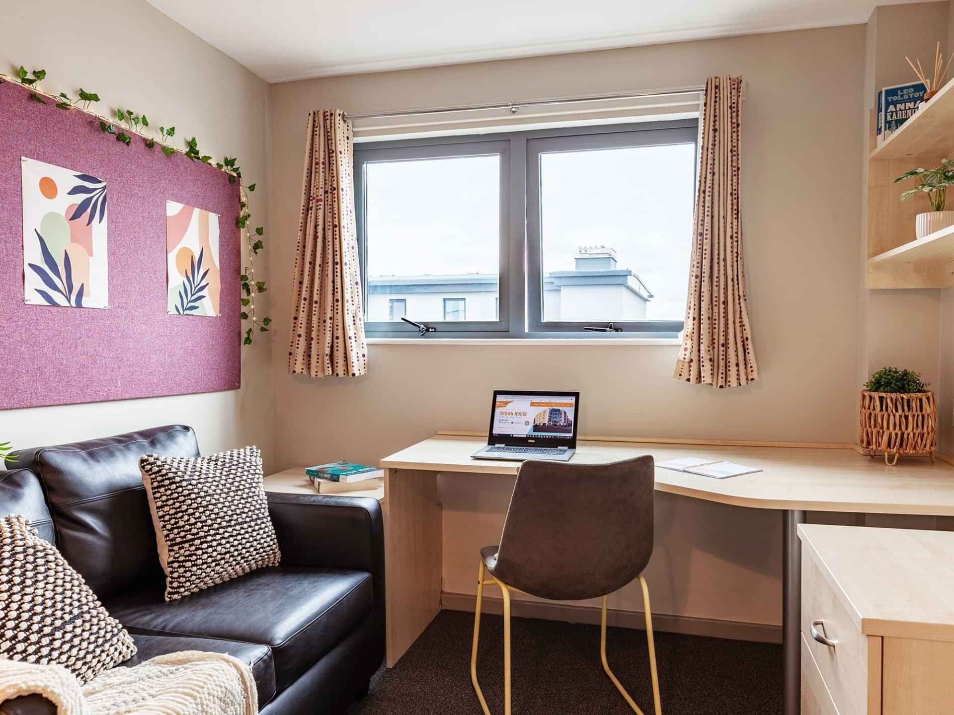 Premium Studio - Image 2