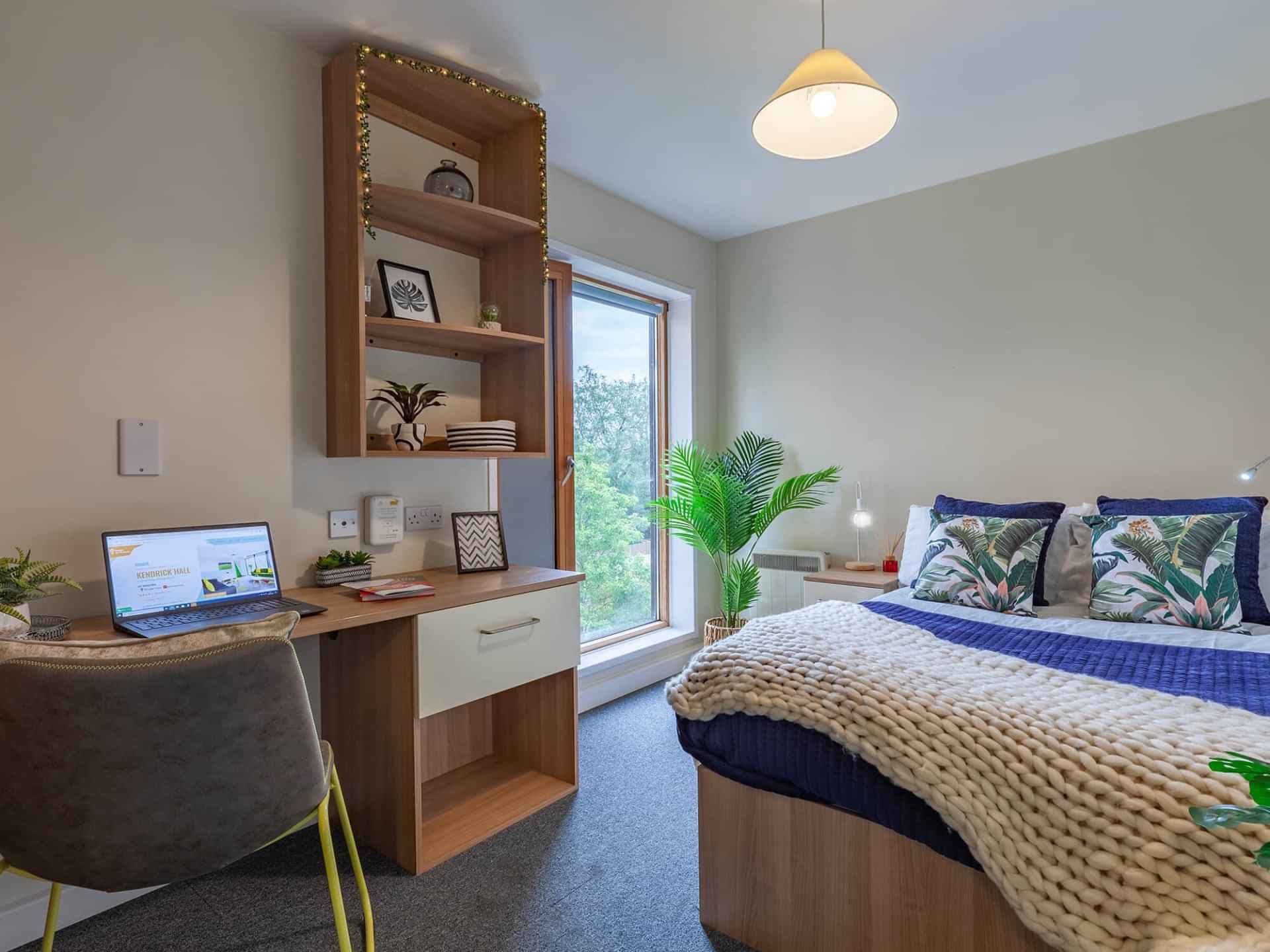 Premium Plus Ensuite - Image 1