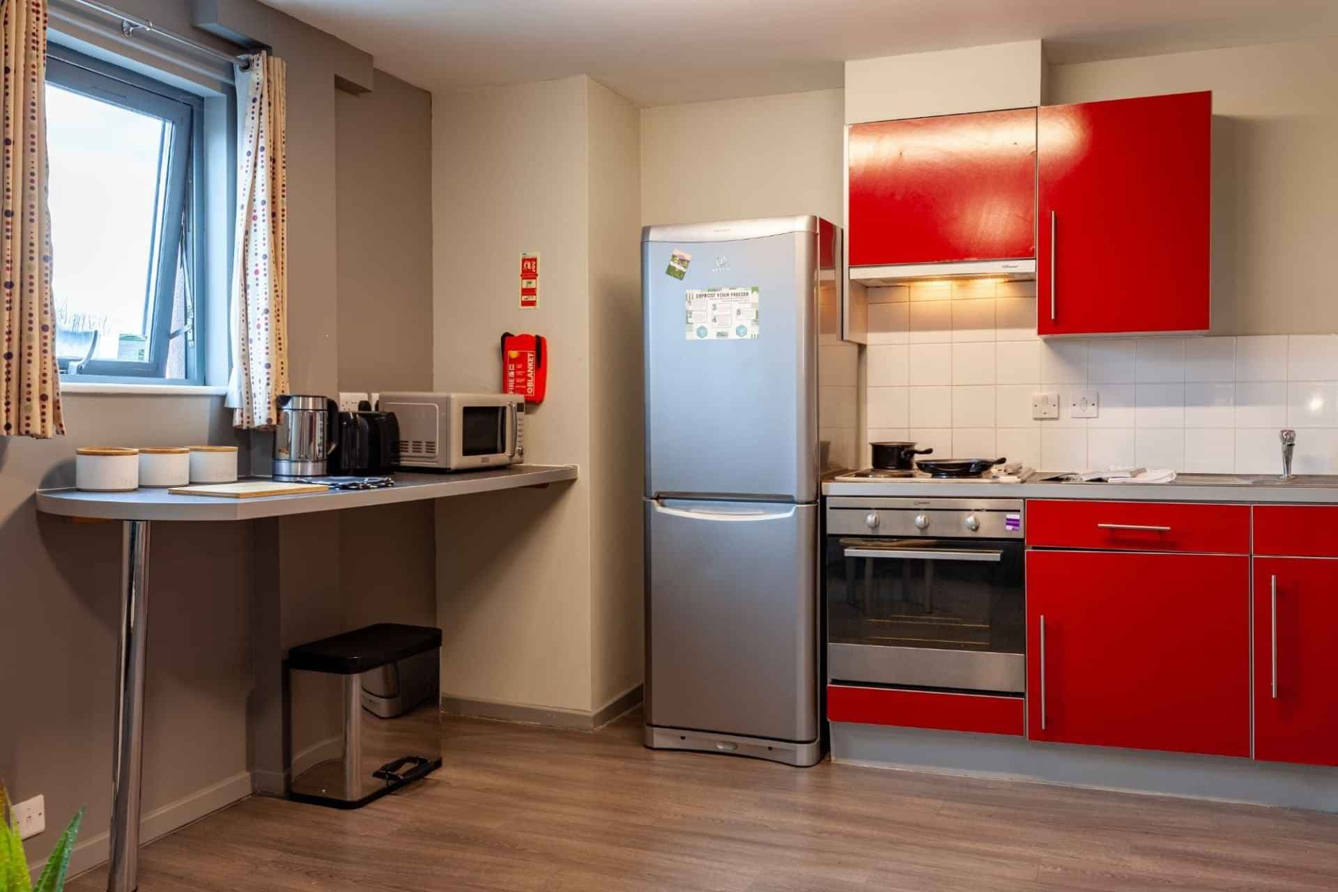 2 Bed Flat - Image 3