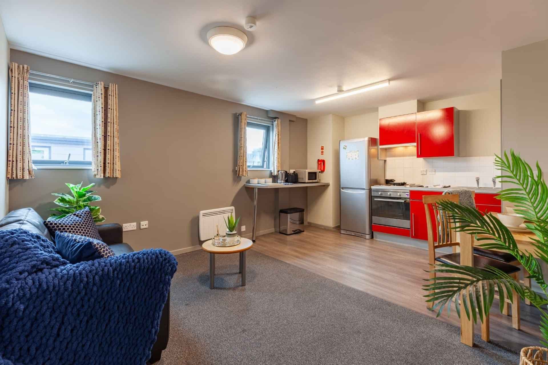 2 Bed Flat - Image 8