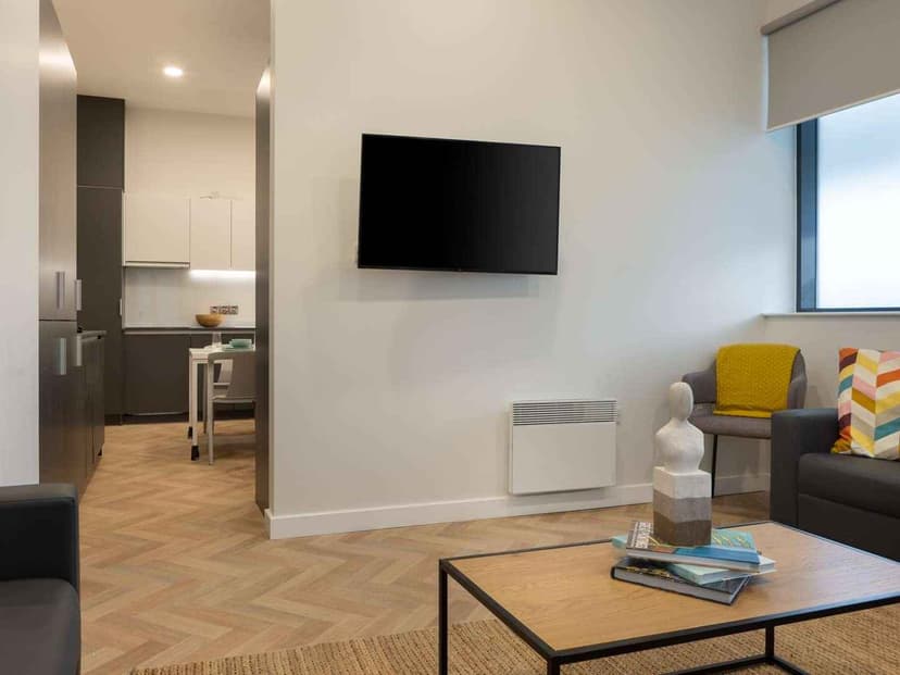 Standard Ensuite - Image 5