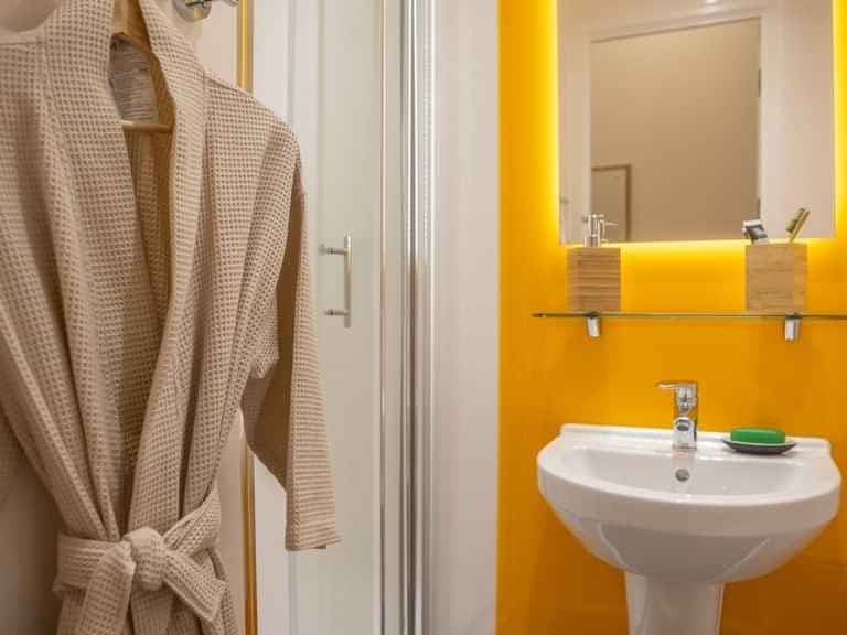 Premium Ensuite - Image 3