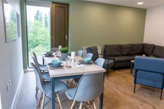 6 Bed Standard Cluster En-suite (River View) - Image 6