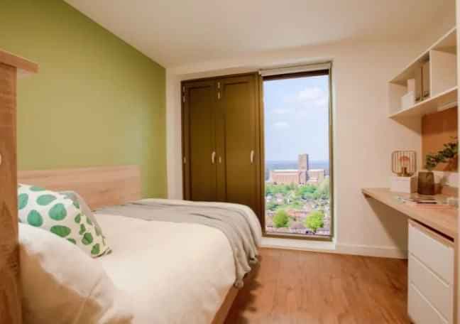 Luxury Studio Riverview - Image 1