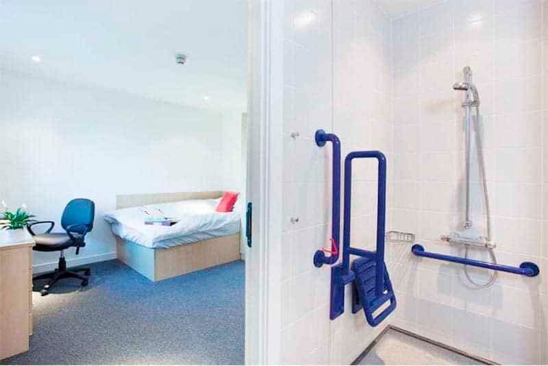 2 Bed Accessible Apartment - Image 1