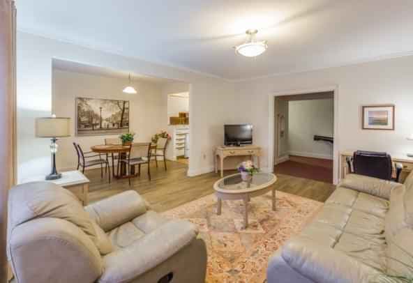 Shared Bedroom / Shared Bathroom - Image 5
