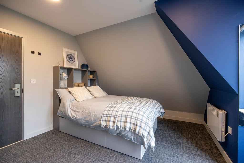 Deluxe Twodio - Image 1