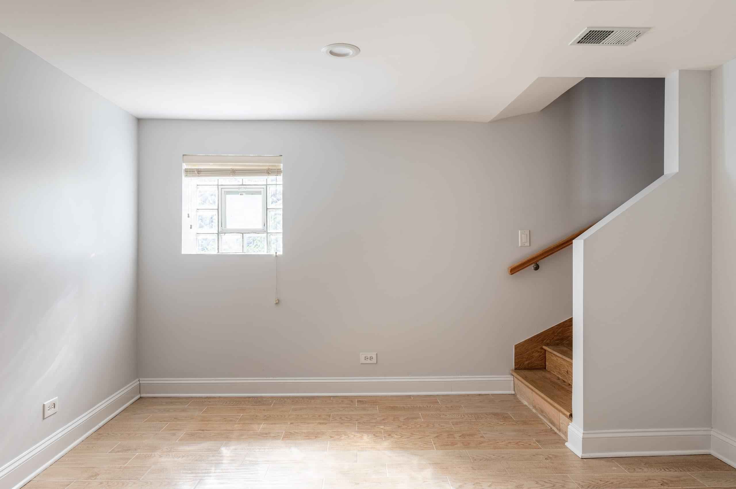 #1568C : Logan Square - Image 23