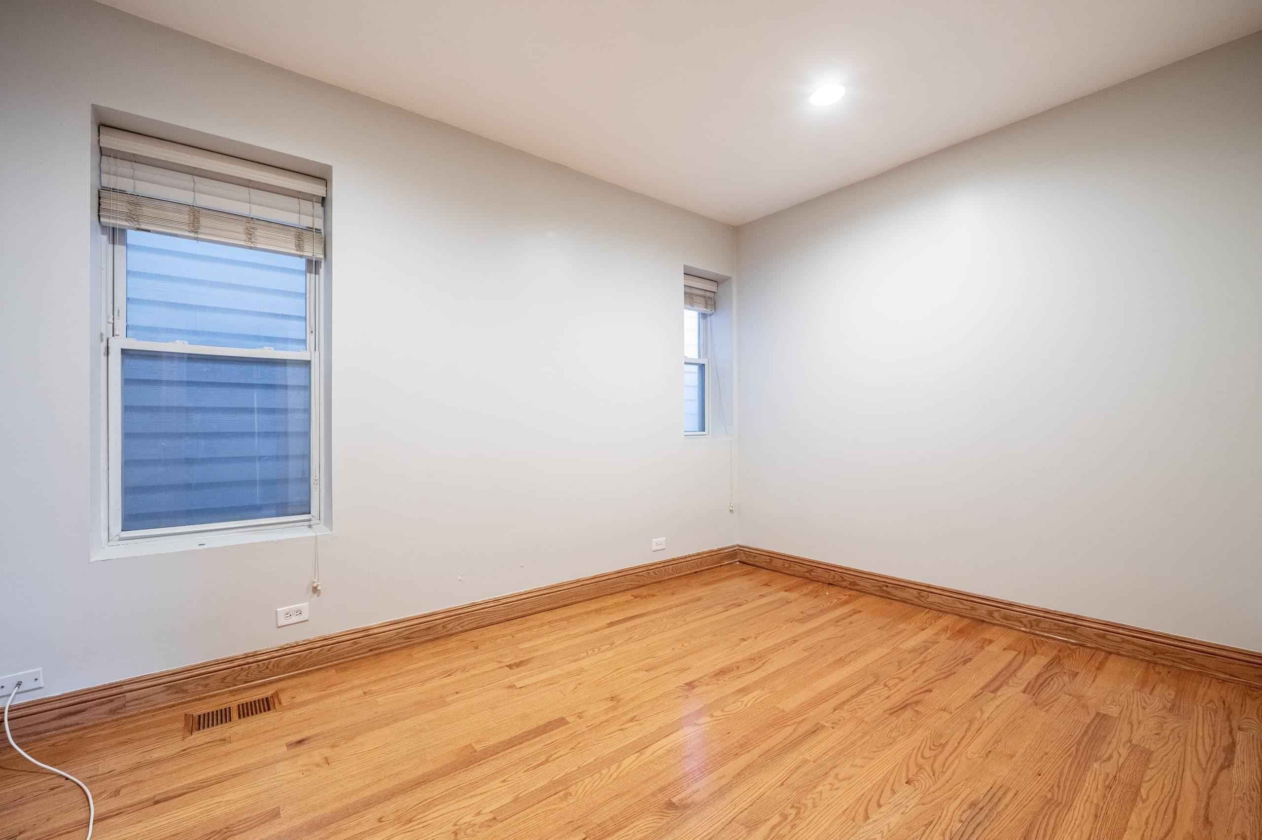 #1568C : Logan Square - Image 8