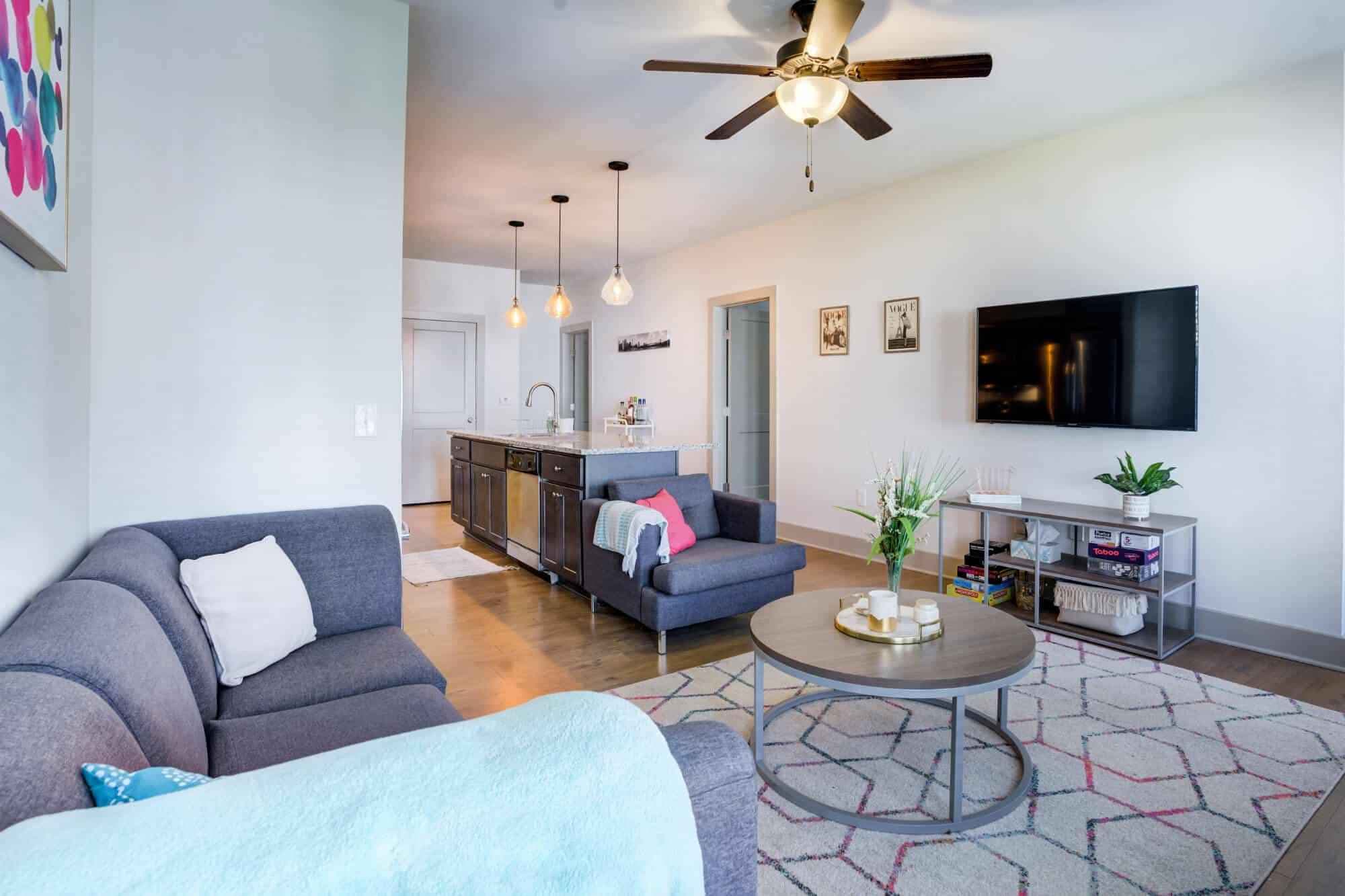 Private Room (3 Bed - 3 Bath) - Image 3