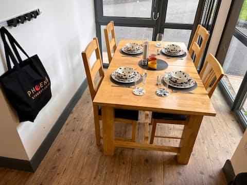 Classic En-suite Third Floor - Image 11