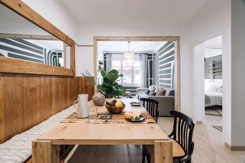 3 Bedroom 2 Bath Apartment  - Image 8