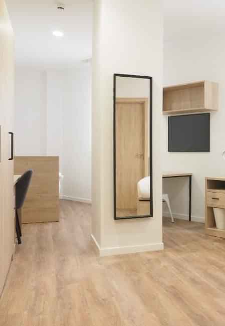 Double Room - Image 4
