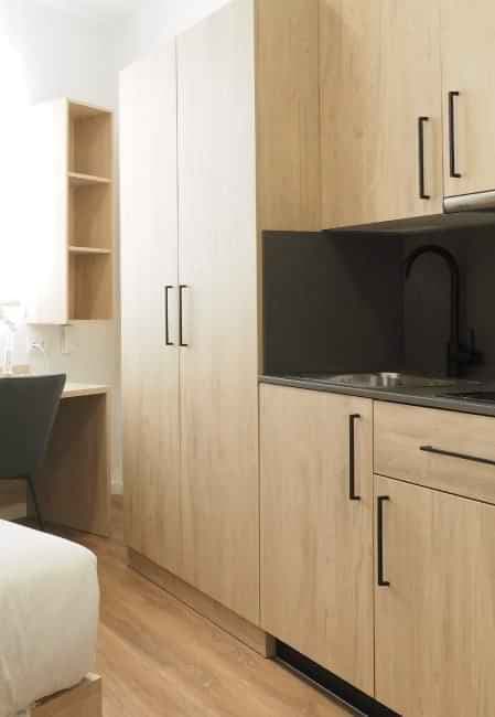 Single Room - Image 2
