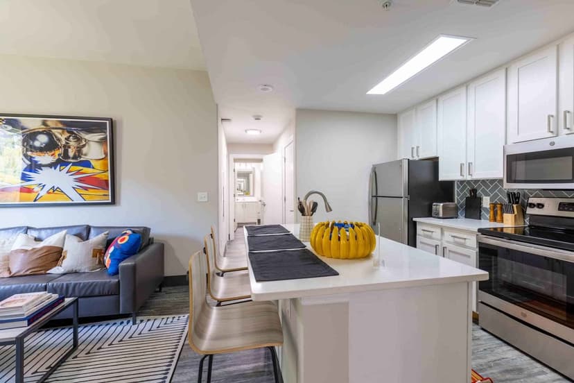 Private Room - Franklin Platinum - Image 4