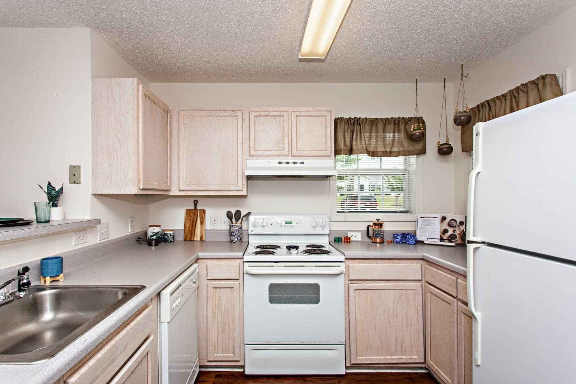 Private Room (4 Bed - 4.5 Bath) - Image 10