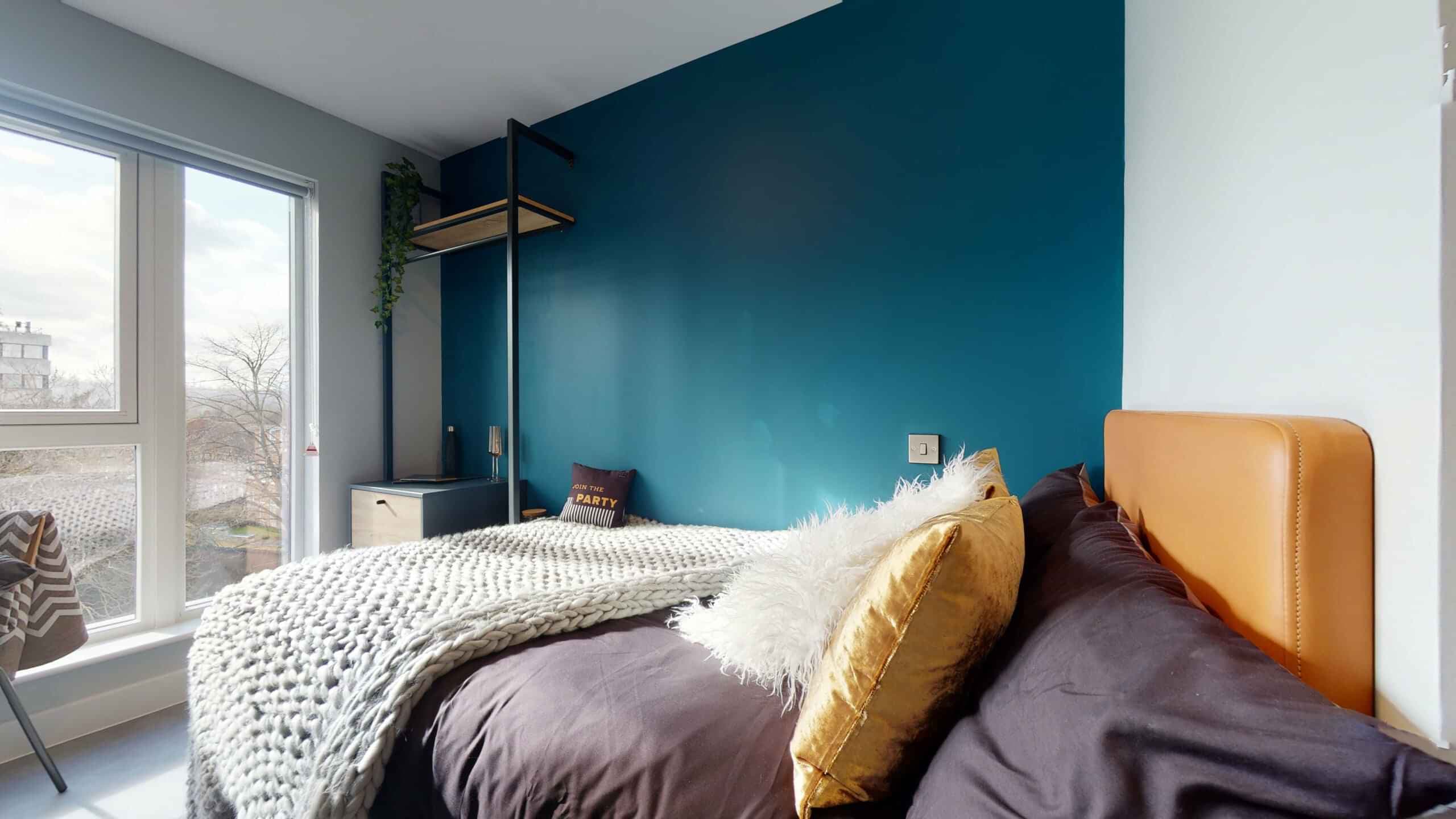 Classic Ensuite (Ground Floor) - Image 1