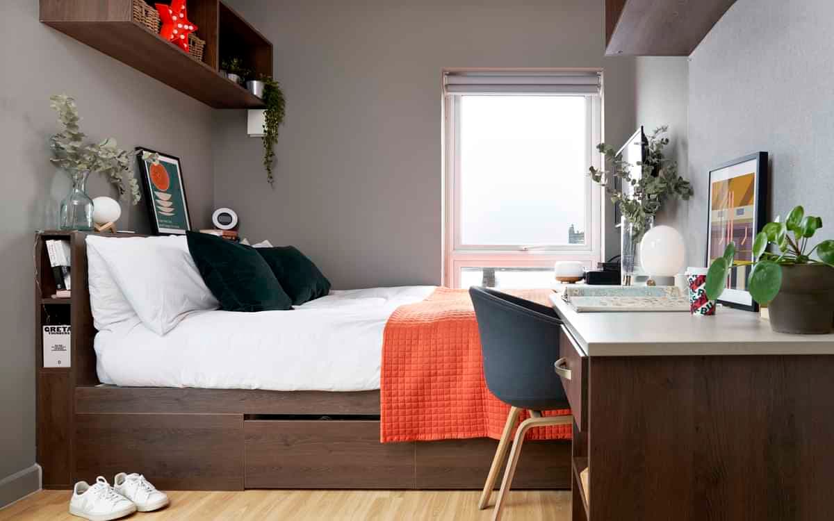 Scorer Flat - Image 1