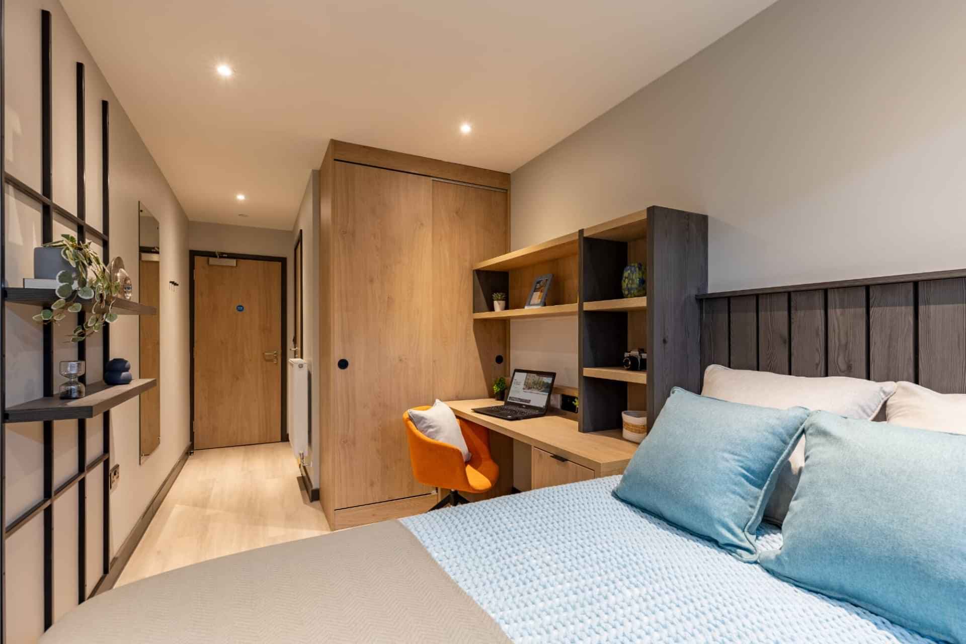 Classic Ensuite - Image 1